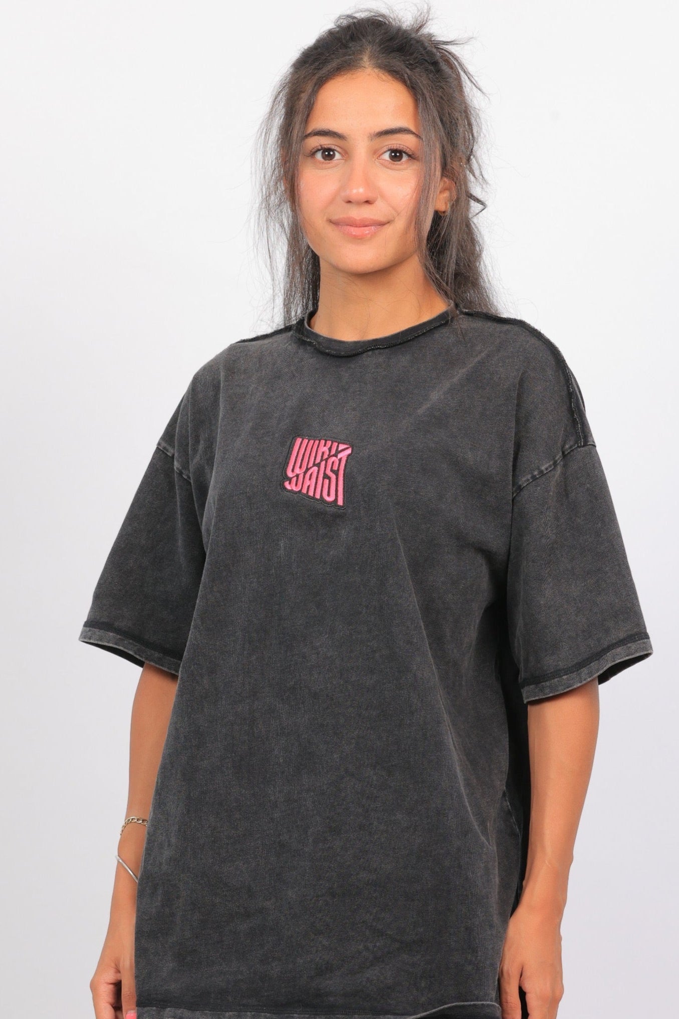 Unisex Oversized vintage Washed T-Shirt With Logo