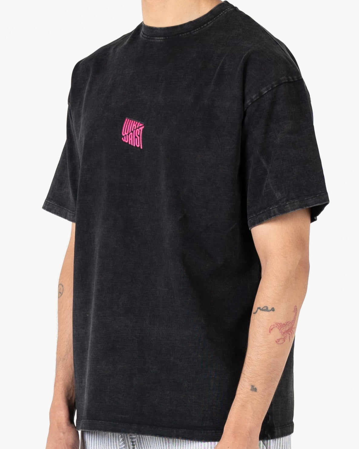 Unisex Oversized vintage Washed T-Shirt With Logo