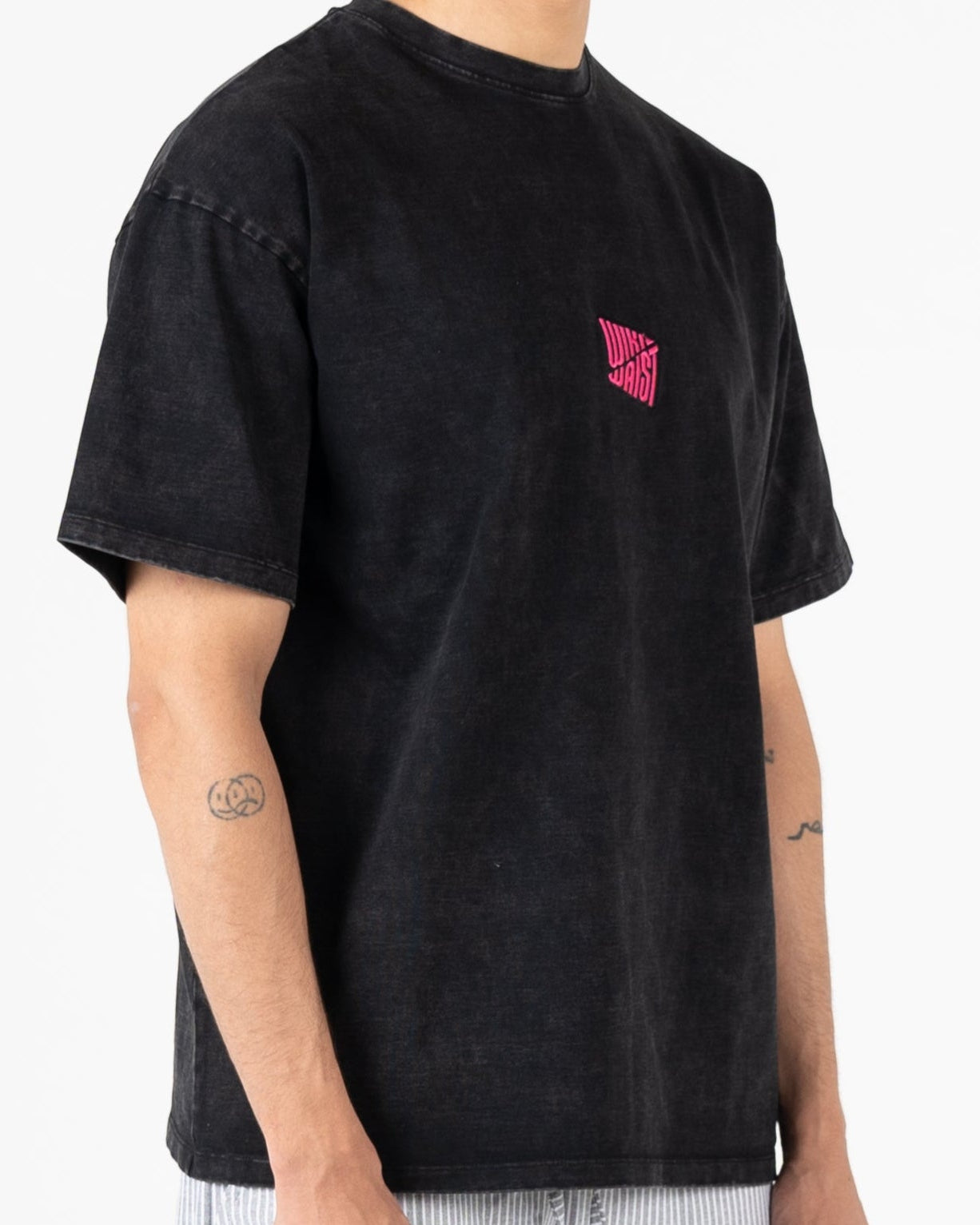 Unisex Oversized vintage Washed T-Shirt With Logo