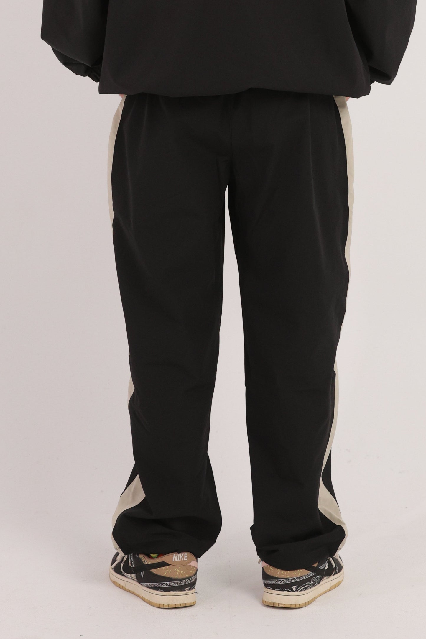 Unisex oversize waterproof pants