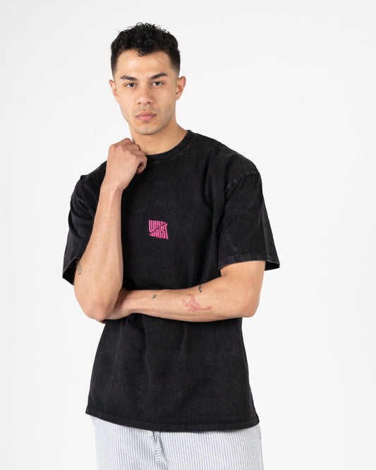 Unisex Oversized vintage Washed T-Shirt With Logo