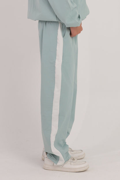 Unisex oversize waterproof pants